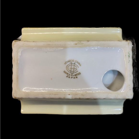 4 piece set of vintage ashtrays and cigarette holder UCAGCO China Japan EVC - Picture 6 of 9